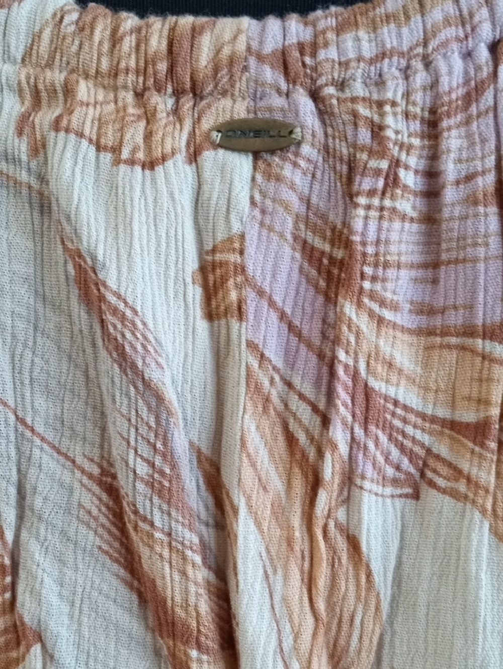 O'Neill Floral Spaghetti-Strap Mini Dress in Cream and Peach Hues. Size Small - Picture 7 of 15
